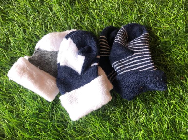 THE CHILDREN's PLACE NEWBORN SOCKS